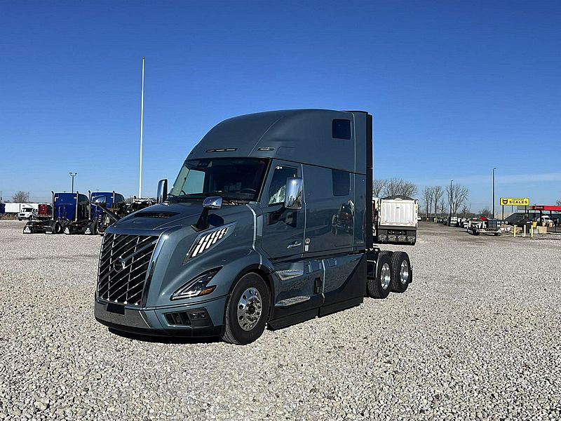 Volvo 860 Sleeper Trucks For Sale in Ohio (New & Used)